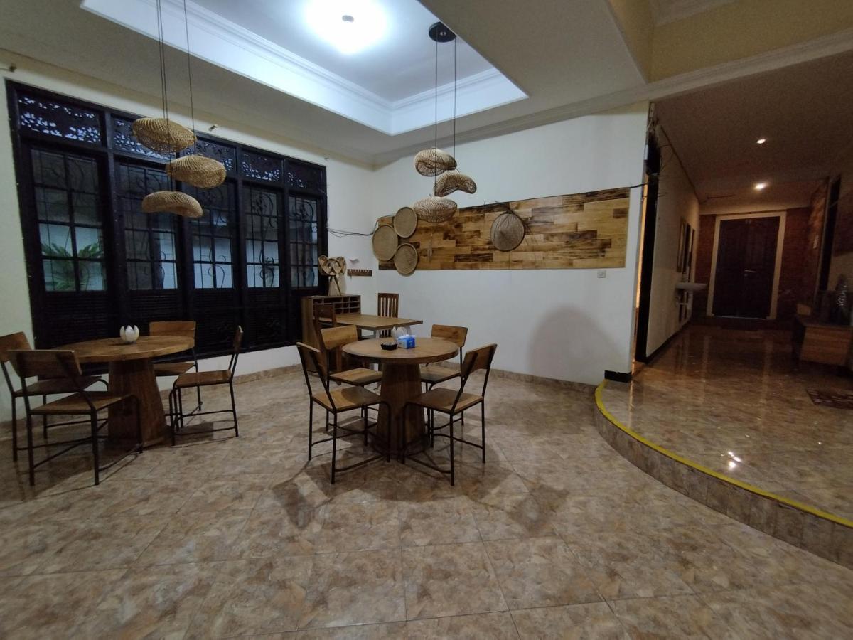Joker Guest House Ubud Buitenkant foto