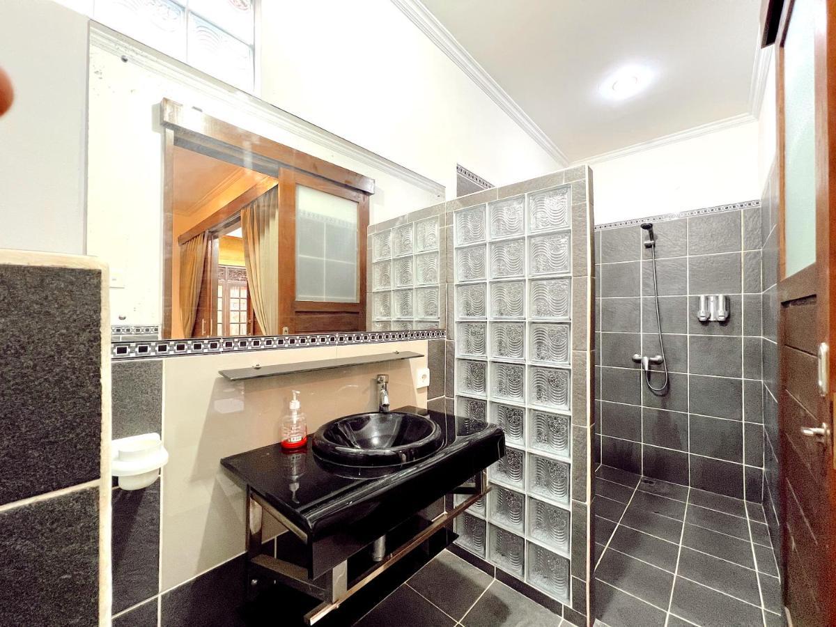 Joker Guest House Ubud Buitenkant foto
