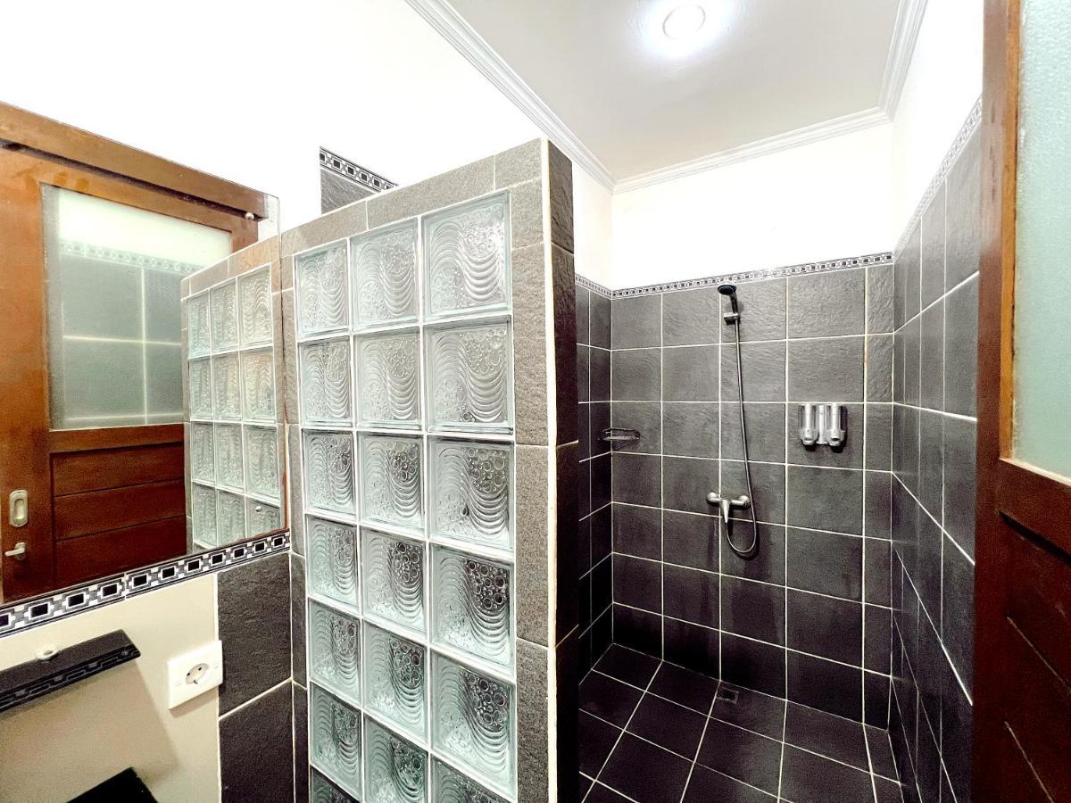 Joker Guest House Ubud Buitenkant foto